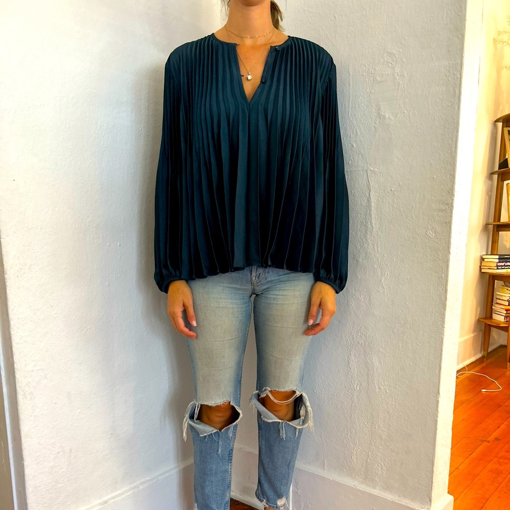 Vince pleated turquoise blouse xs